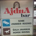Rooms Zima Bed & Breakfast *