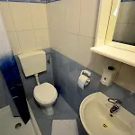 Bed & Breakfast Rooms Zima *