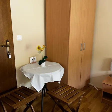 Guest house Zima Zirovnica